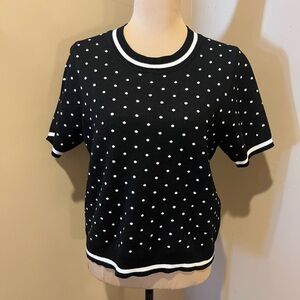 Adrianna Papell Black with White Polka Dot Short sleeve Sweater, size Large